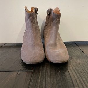 Isabel marant dicker booties. Size 36.